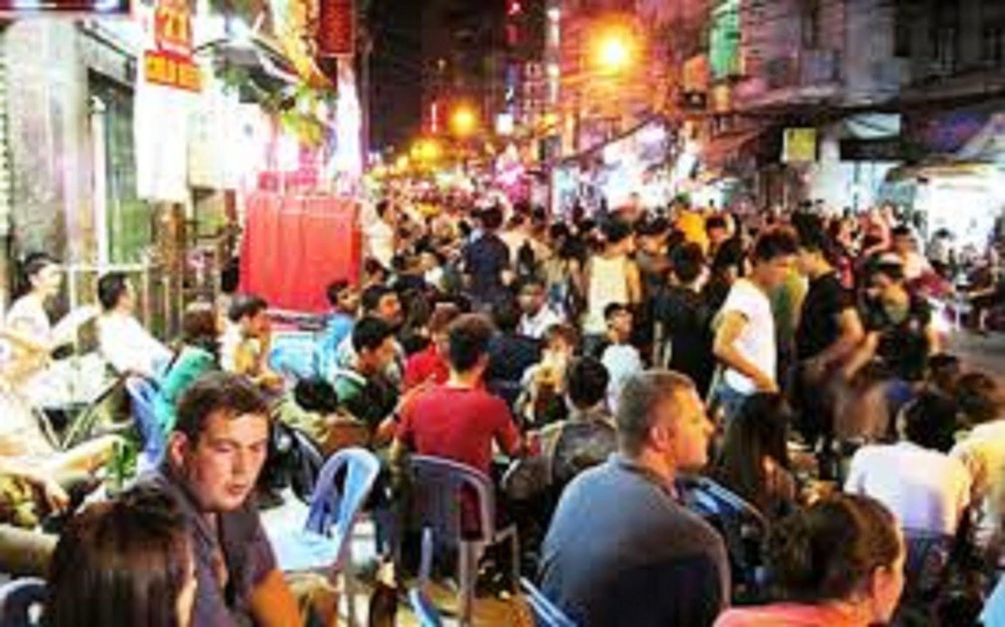 Hotel Reddoorz @ Pham Ngu Lao Street 4 Ciudad Ho Chi Minh  Exterior foto
